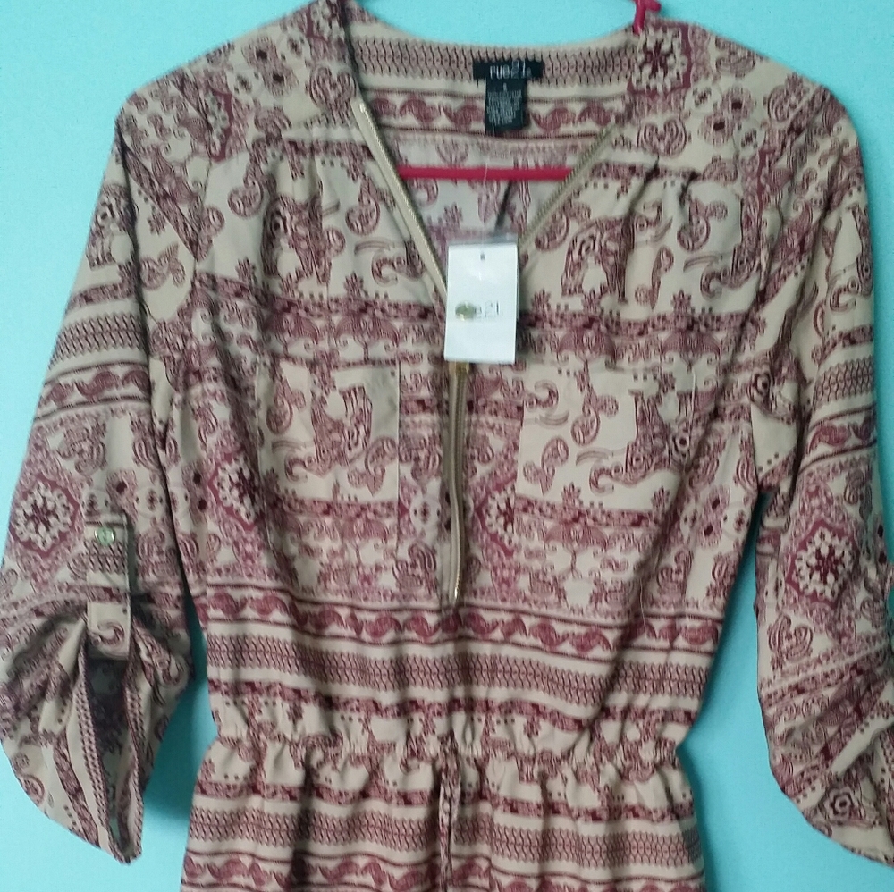 NWT rue 21 zip up dress